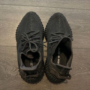 Adidas Yeezy Boost 350 V2 Black
